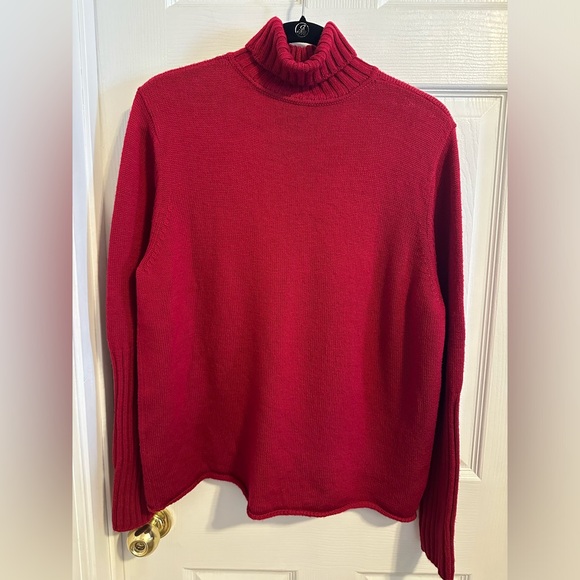 ❤️Beautiful Crimson Red Sweater- Merino Wool Size - Picture 1 of 7